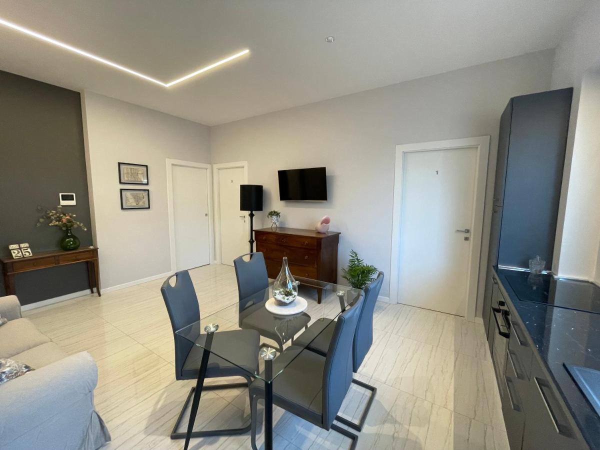 Otium Rooms / Camere E Appartamenti Morrovalle Dış mekan fotoğraf