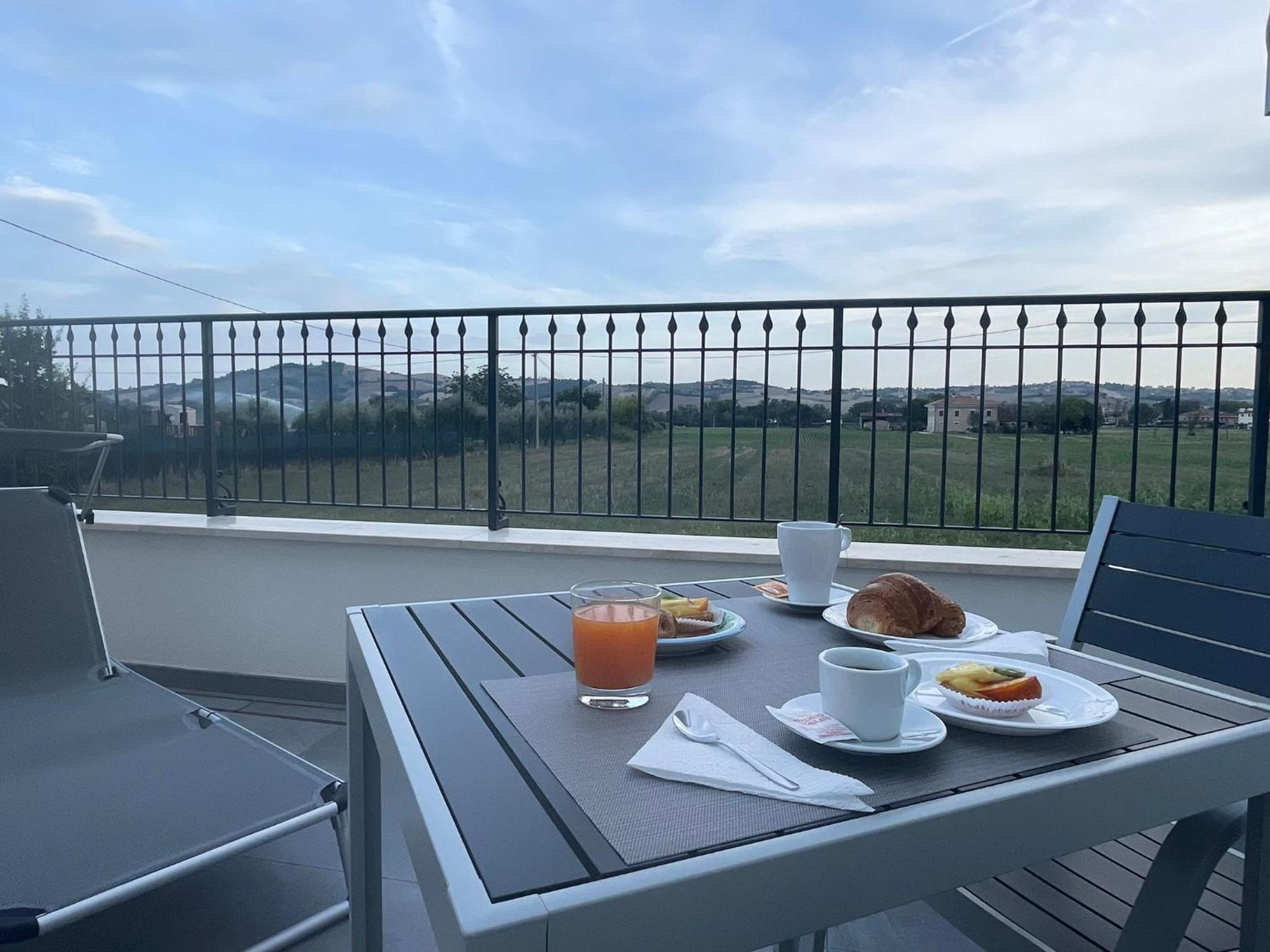 Otium Rooms / Camere E Appartamenti Morrovalle Dış mekan fotoğraf